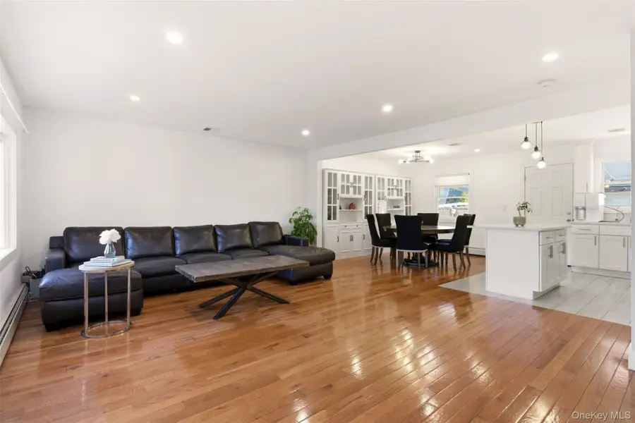 557 Woodbury Road, Plainview, NY 11803 - #3