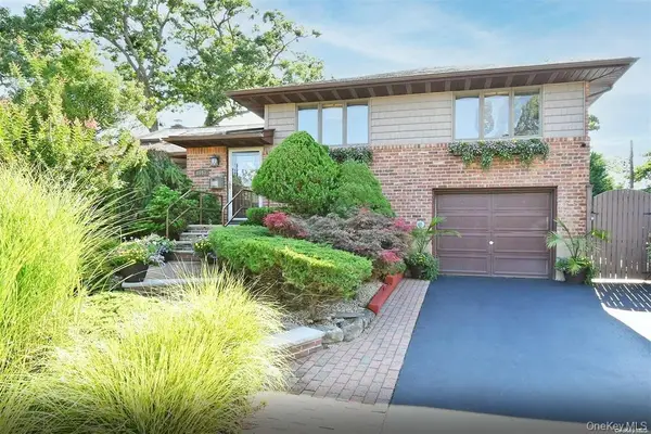 1603 Anita Lane, Seaford, NY 11783