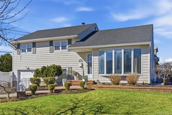 45 Amherst Drive, Massapequa, NY 11758