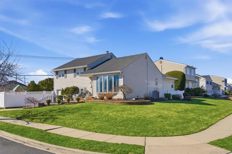 45 Amherst Drive, Massapequa, NY 11758 - #2