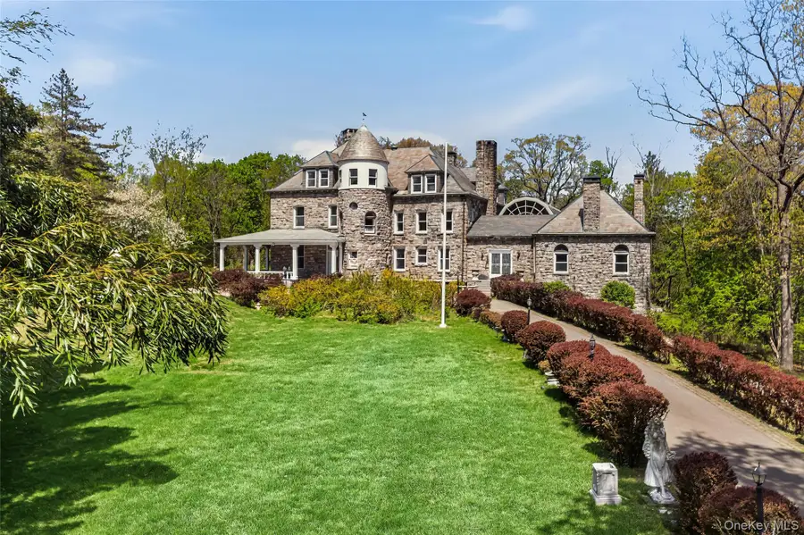 139 Scarborough Road, Briarcliff Manor, NY 10510 - #3