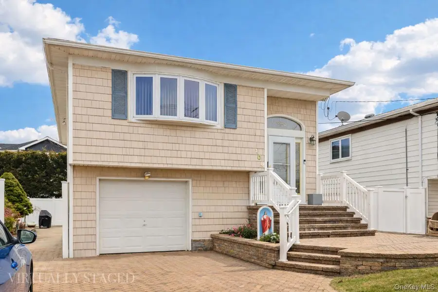 108 Lee Avenue, Babylon, NY 11702 - #3