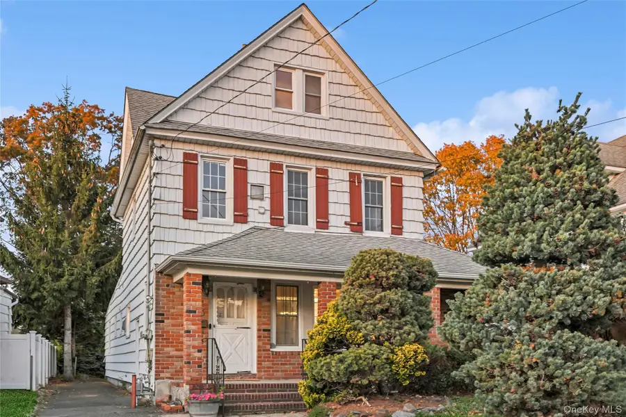 103 Smith Street, Lynbrook, NY 11563 - #2