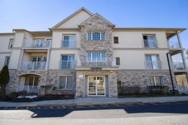 22 N De Baun Avenue #305, Suffern, NY 10901