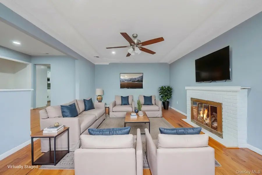 36 Maple Lane, Shirley, NY 11967 - #2