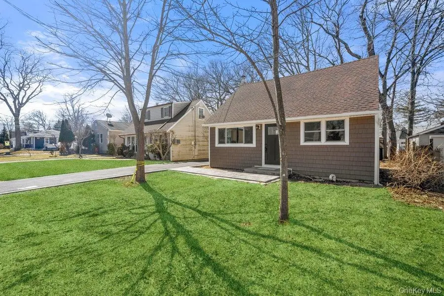 189 Trouville Road, Copiague, NY 11726 - #2