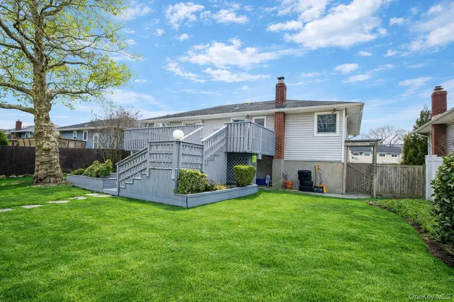 127 Baker Court, Island Park, NY 11558 - #2