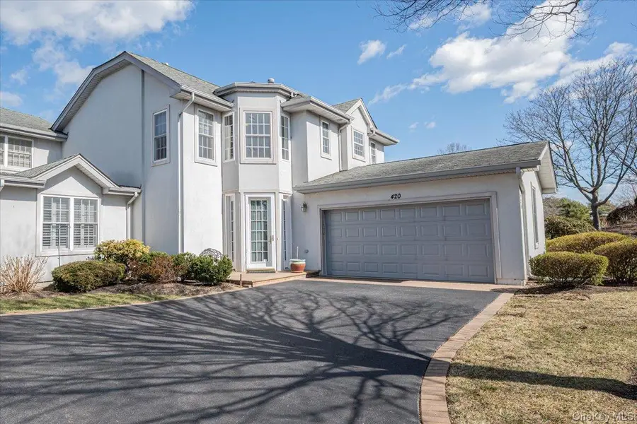 420 Florencia Place, Melville, NY 11747 - #2