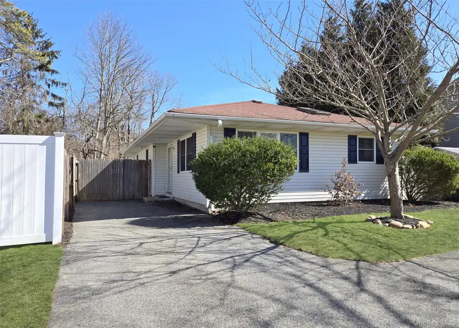 325 Dunton Avenue, East Patchogue, NY 11772 - #2