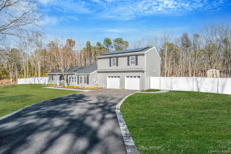 17 Fairway Drive, Manorville, NY 11949 - #2