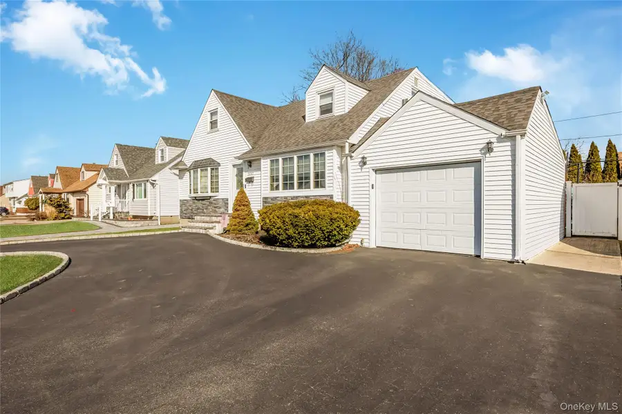 3647 Bernard Drive, Wantagh, NY 11793 - #3