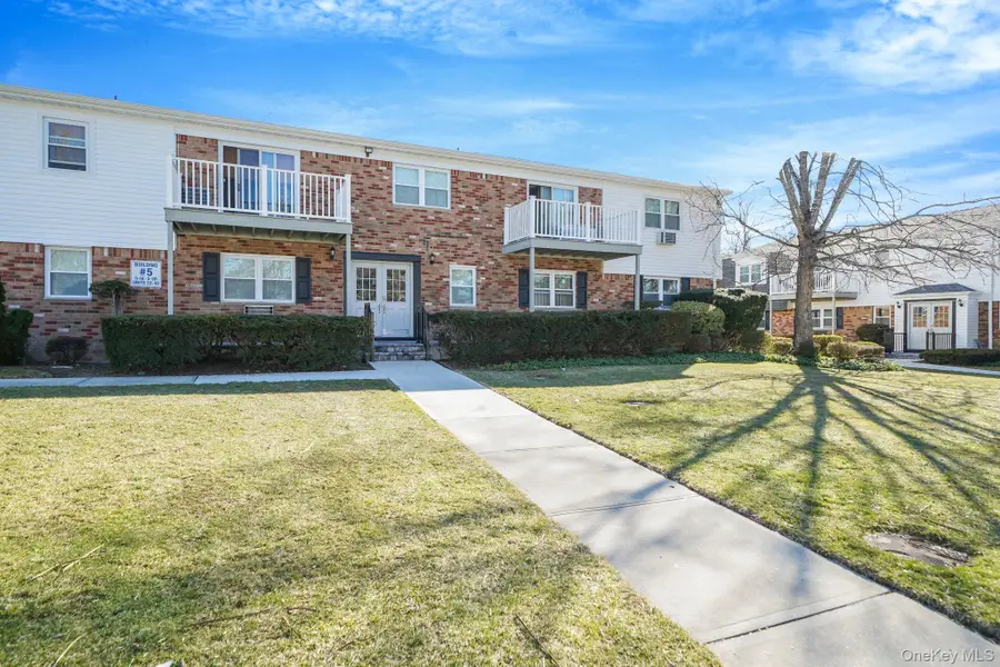 260 Waverly Avenue #33, Patchogue, NY 11772 - #3