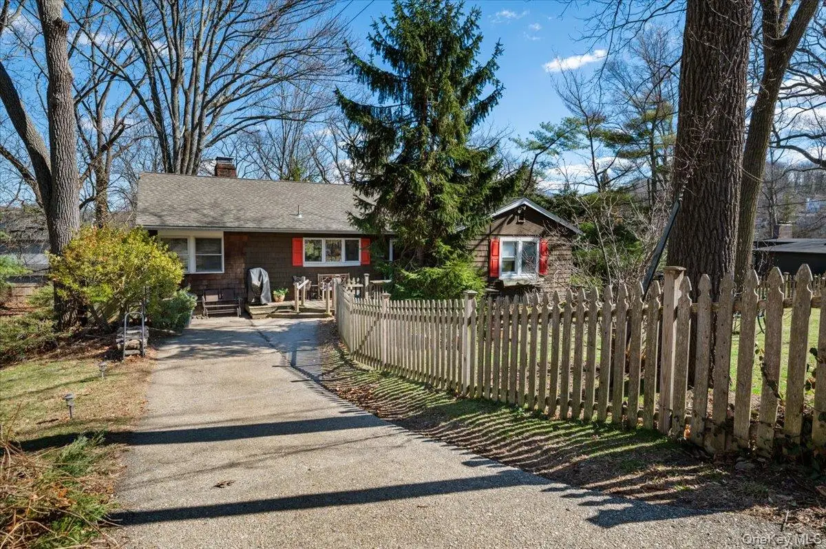 41 Lakeside Drive, Centerport, NY 11721 - #1