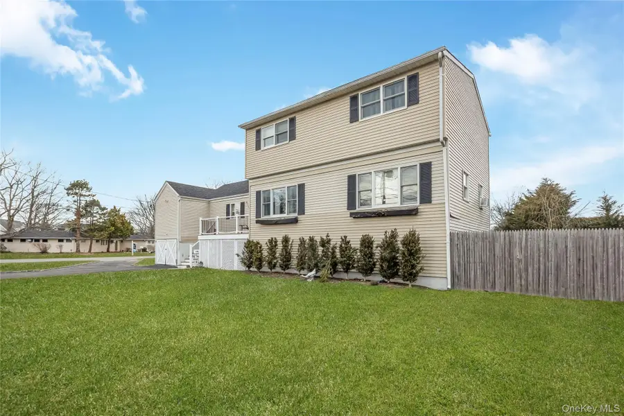 15 Bingham Place, Amityville, NY 11701 - #2