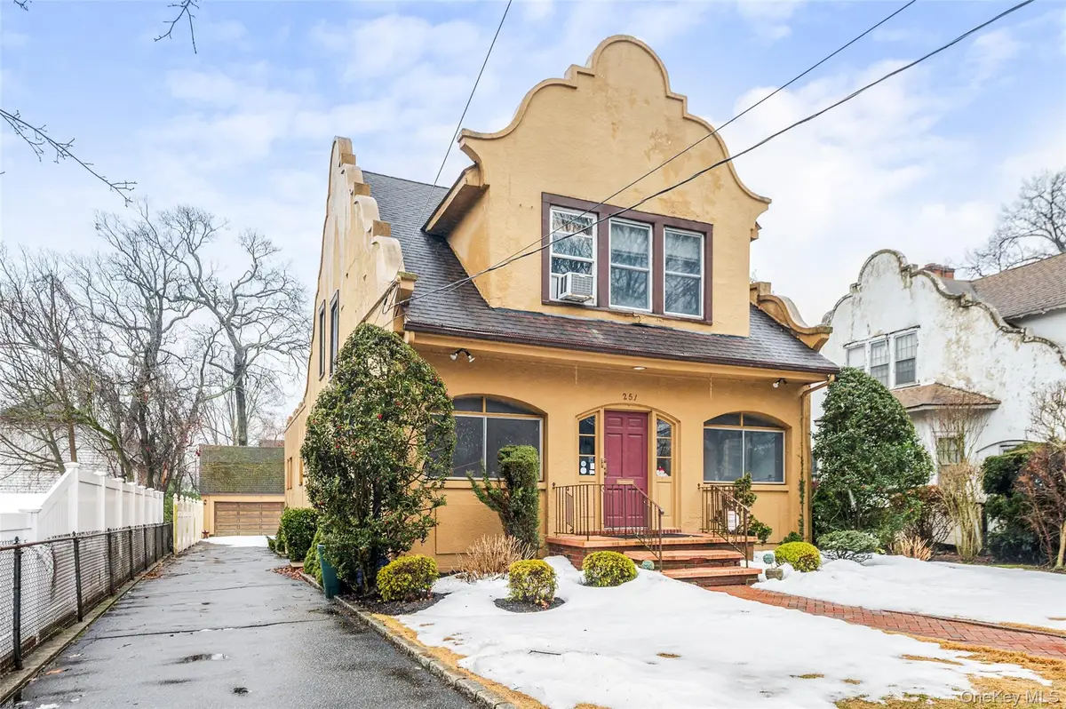 251 Smith Street, Freeport, NY 11520 - #1