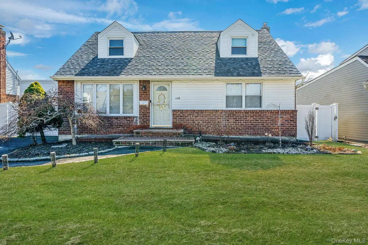 1708 Francis Drive, East Meadow, NY 11554 - #1