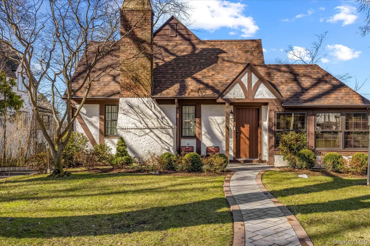 45 Tain Drive, Great Neck, NY 11021 - #1