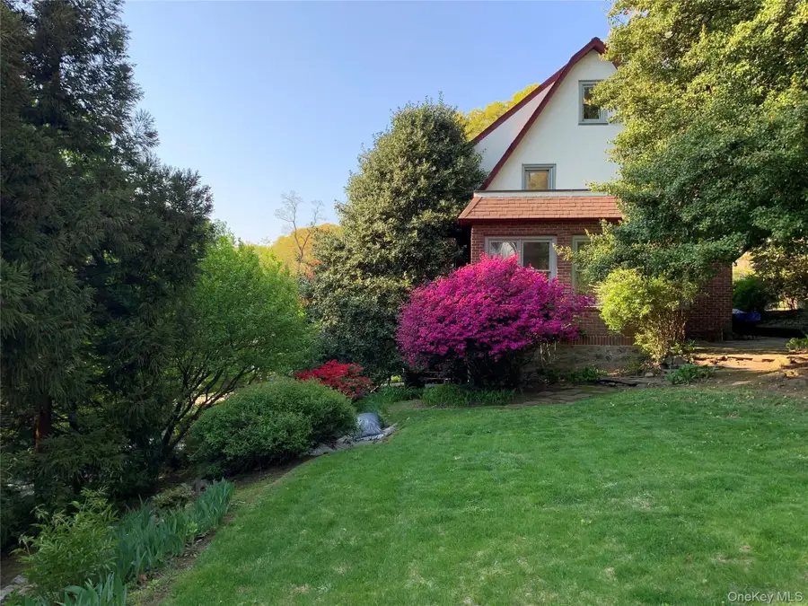 61 Pinecrest Drive, Hastings On Hudson, NY 10706 - #2