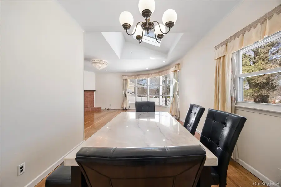 11 Old Post Road E, Port Jefferson, NY 11777 - #2