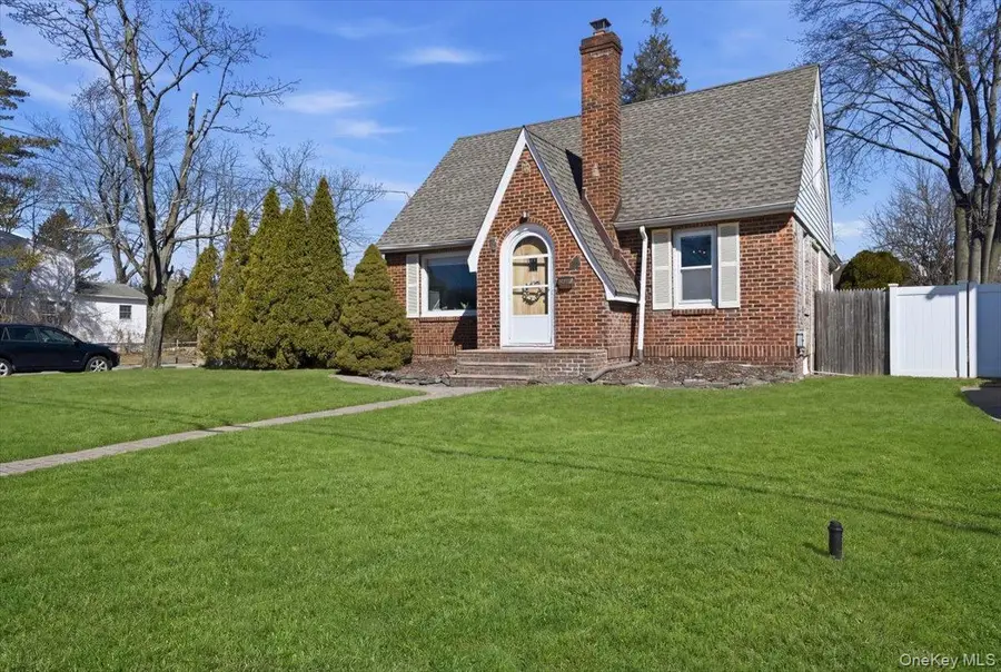 120 Linwood Avenue, North Bellmore, NY 11710 - #2