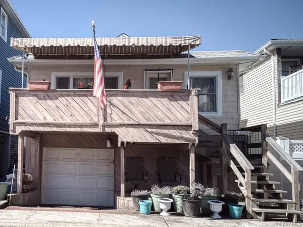 43 Michigan Street, Long Beach, NY 11561