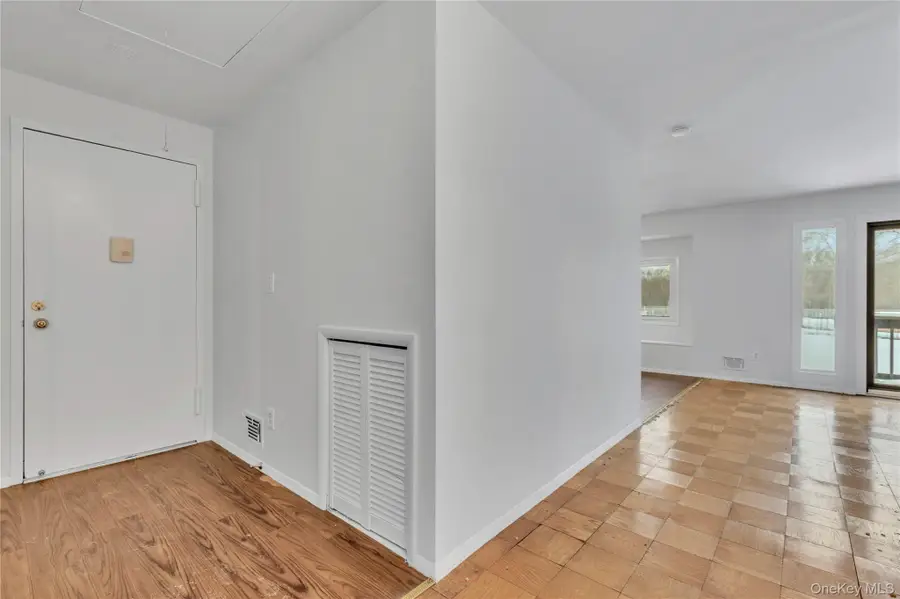 51 Jefferson Oval #D, Yorktown Heights, NY 10598 - #3