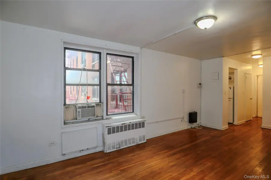 8720 175th Street #3J, Jamaica, NY 11432 - #2