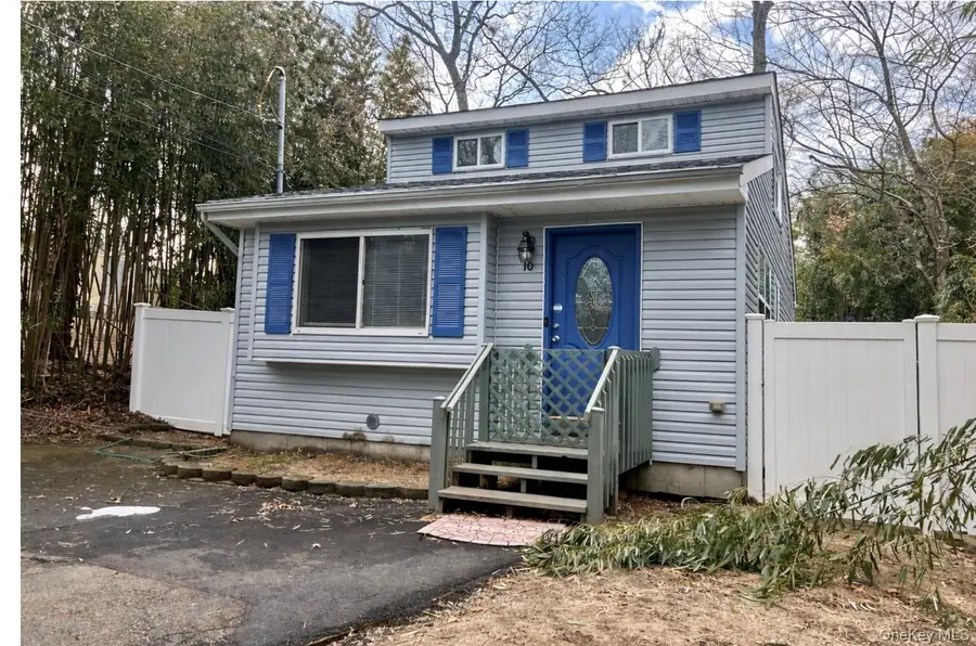 10 Rutland Road, Mastic, NY 11950 - #2