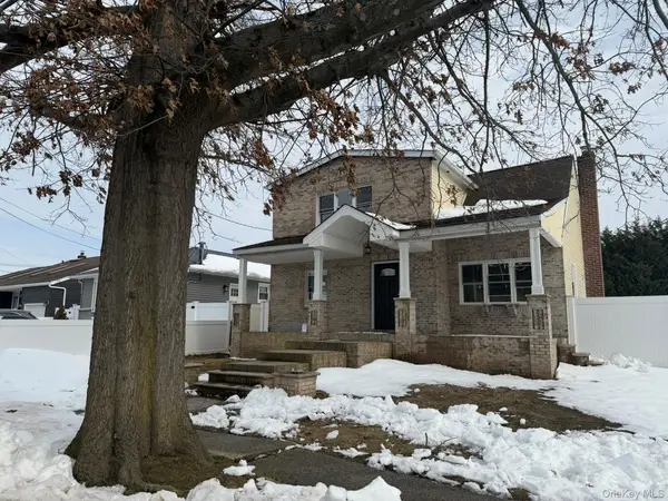 2303 Pine Street, Seaford, NY 11783