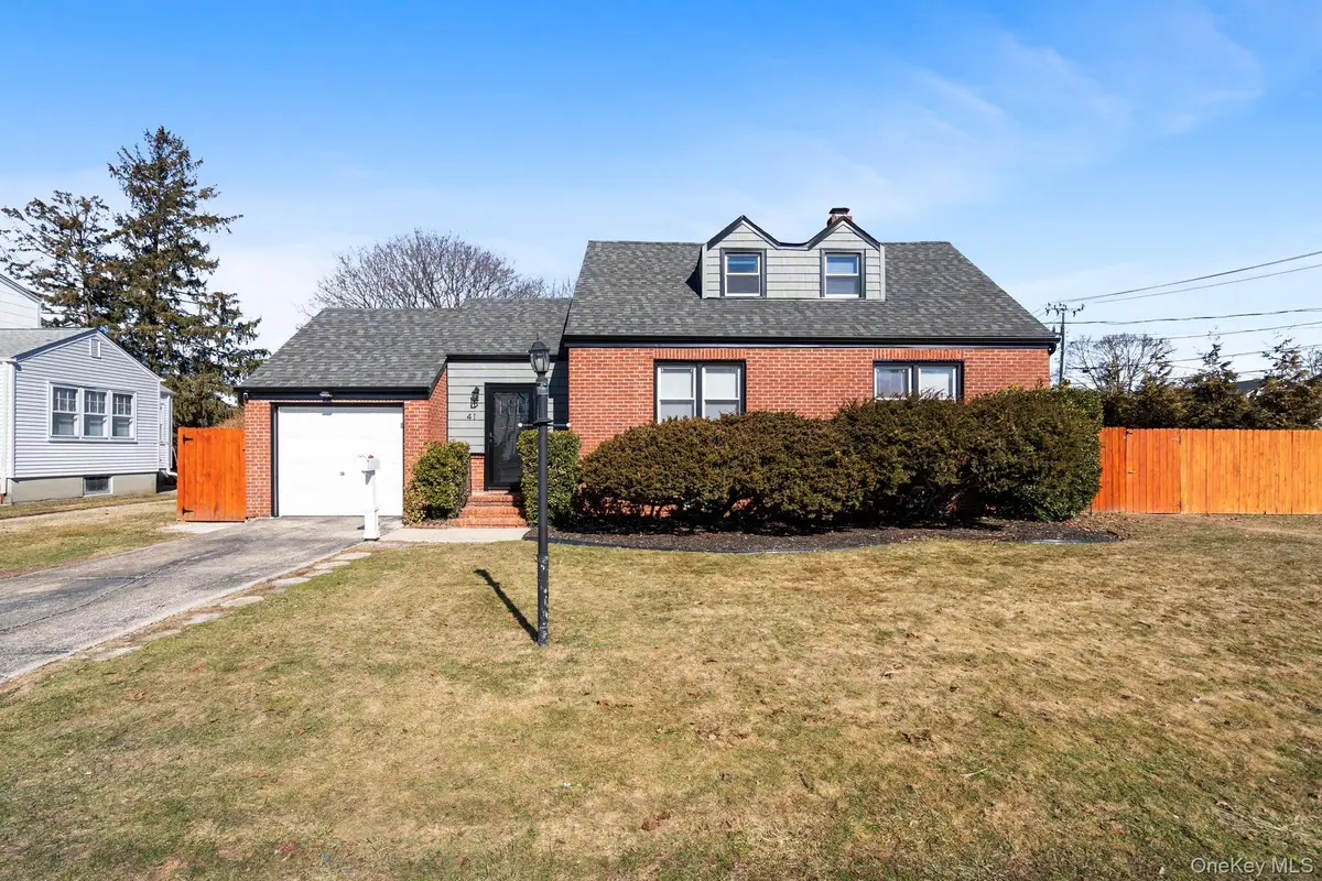 41 Liberty Avenue, North Babylon, NY 11703 - #1