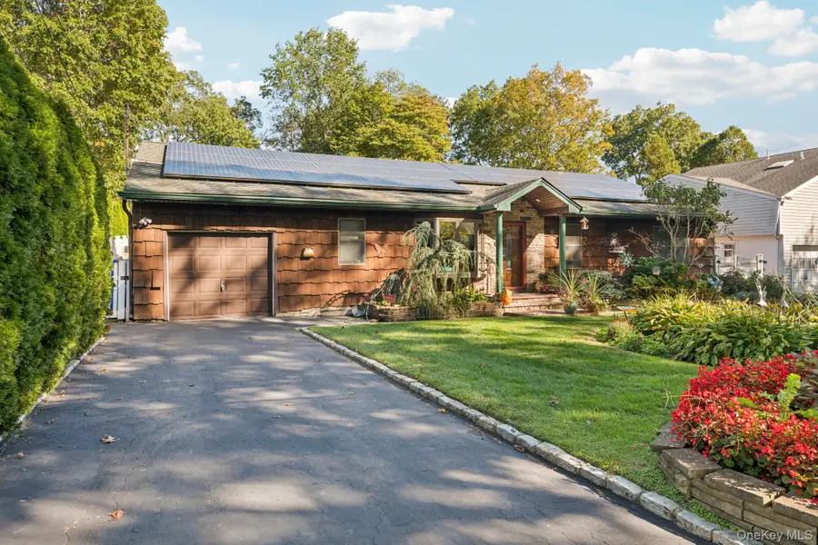 52 Hazard Avenue, Huntington Station, NY 11746 - #2