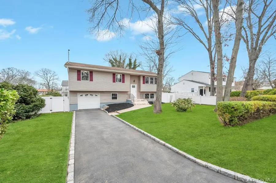 339 Avenue B, Ronkonkoma, NY 11779 - #2