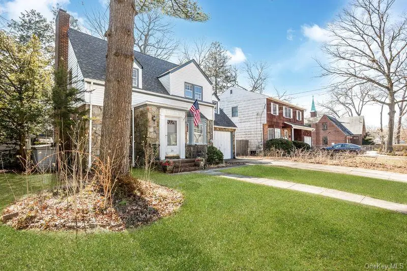 16 Margaret Boulevard, Merrick, NY 11566 - #2