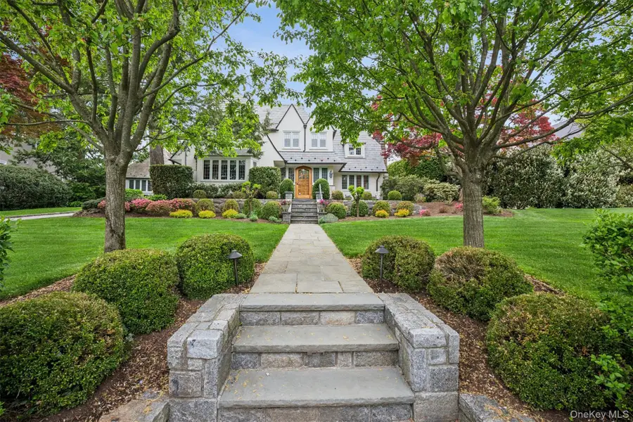 235 Corona Avenue, Pelham, NY 10803 - #2