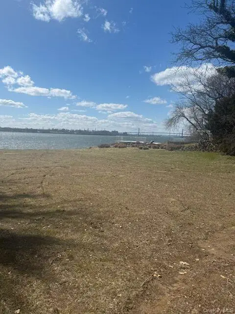 150 W Shore Road, Great Neck, NY 11024 - #3