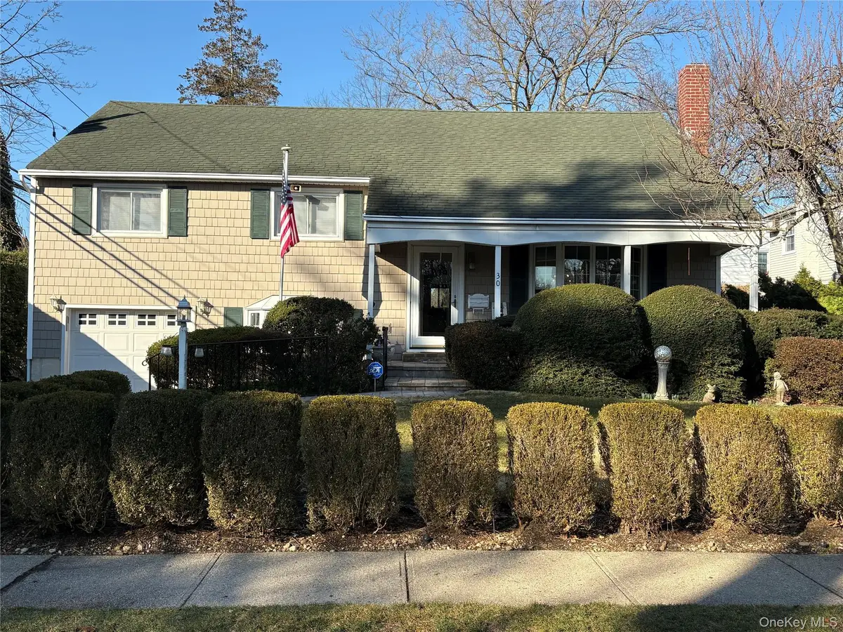 30 Tremont Street, Garden City, NY 11530 - #1