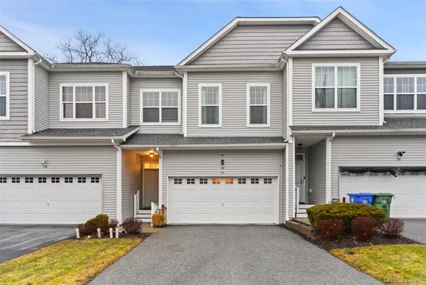 28 Magnolia Park, Middletown, NY 10940