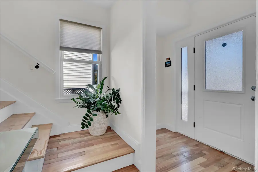 26 Hilbert Street, Hempstead, NY 11550 - #3