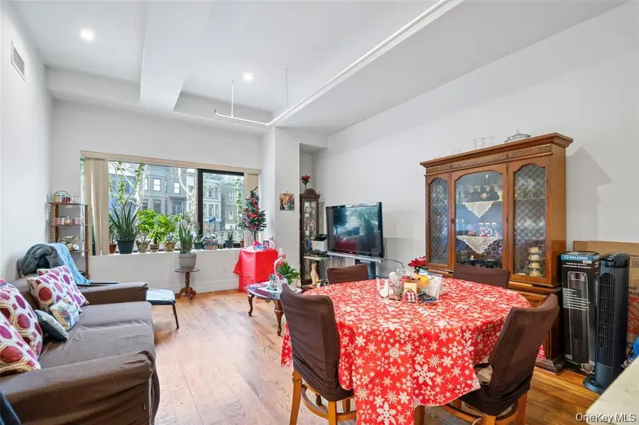 850 Metropolitan Avenue #1E, Brooklyn, NY 11211 - #3