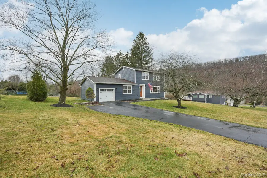 29 Lexington Avenue, Highland Mills, NY 10930 - #2