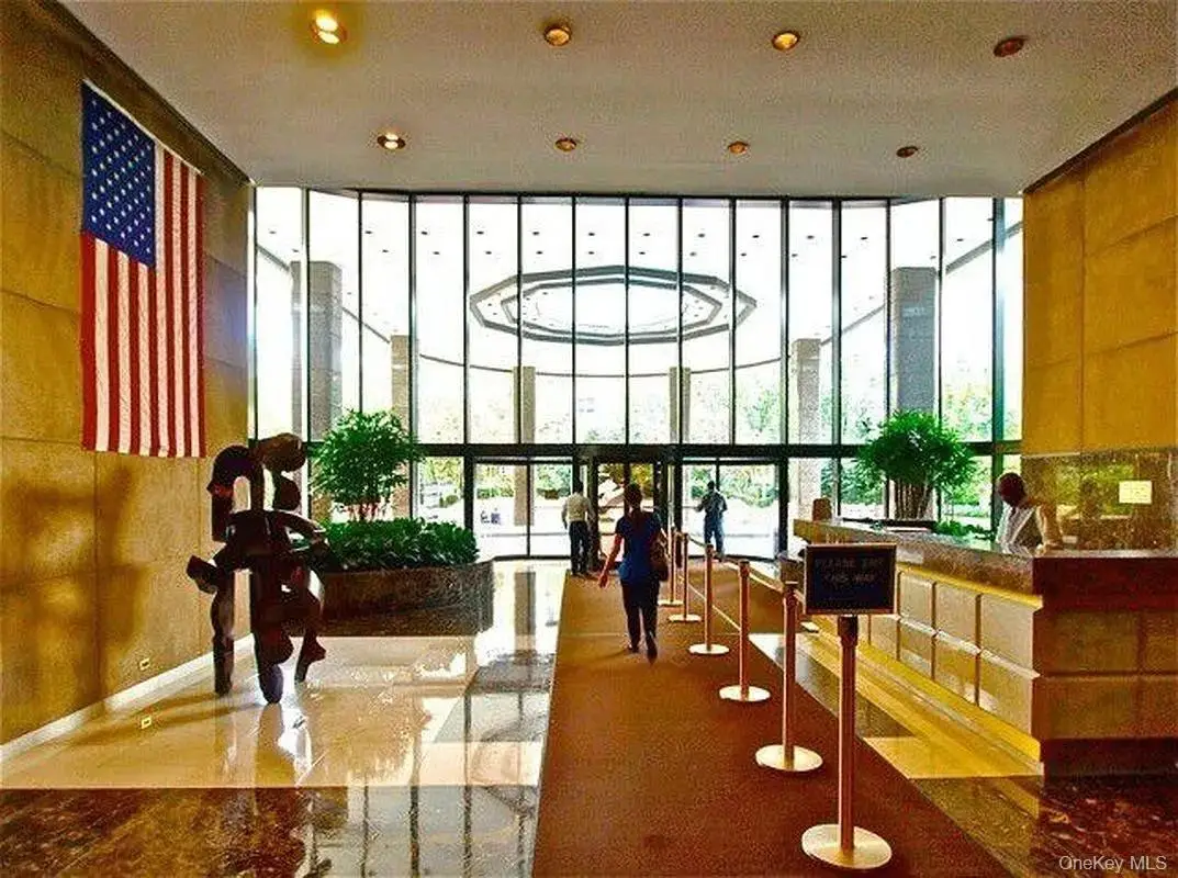 330 E 38th Street #10C, Manhattan, NY 10016 - #1