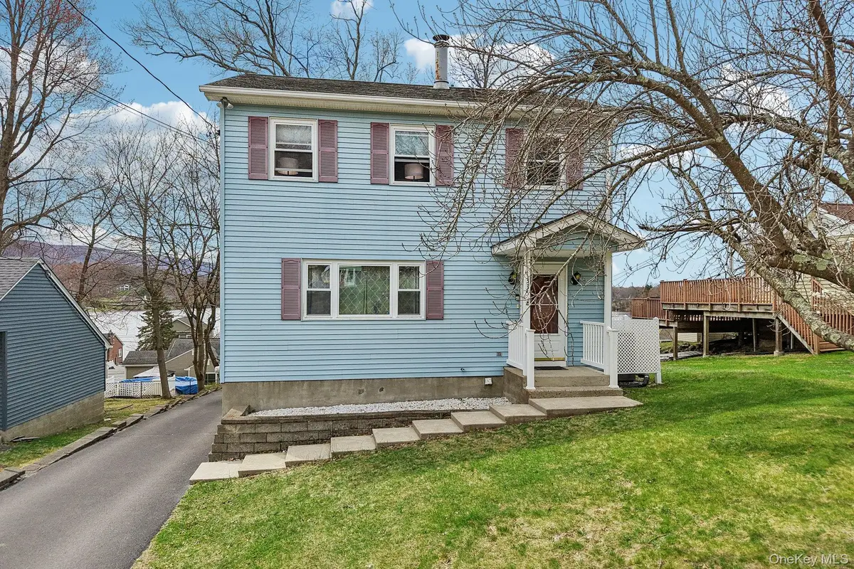 335 Oak Drive, New Windsor, NY 12553 - #1