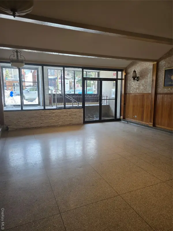 92-29 Lemont Ave #1 E, Elmhurst, NY 11373
