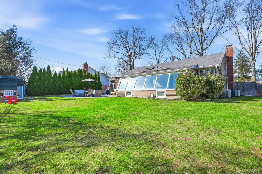 12 Sherman Road, Glen Cove, NY 11542 - #2