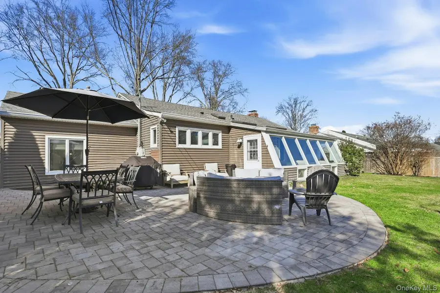 12 Sherman Road, Glen Cove, NY 11542 - #3