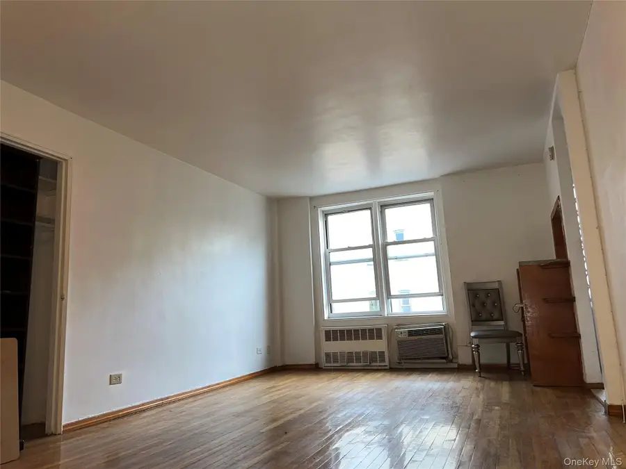 1332 Metropolitan Avenue #6A, Bronx, NY 10462 - #3
