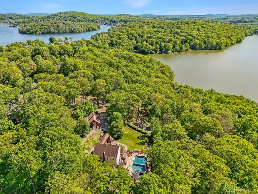 24 Jackson Road, Mahopac, NY 10541 - #3