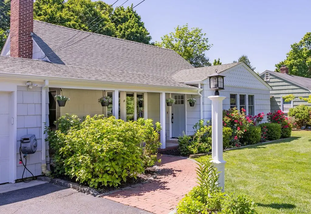 22 Braemer Road, Setauket, NY 11733 - #1