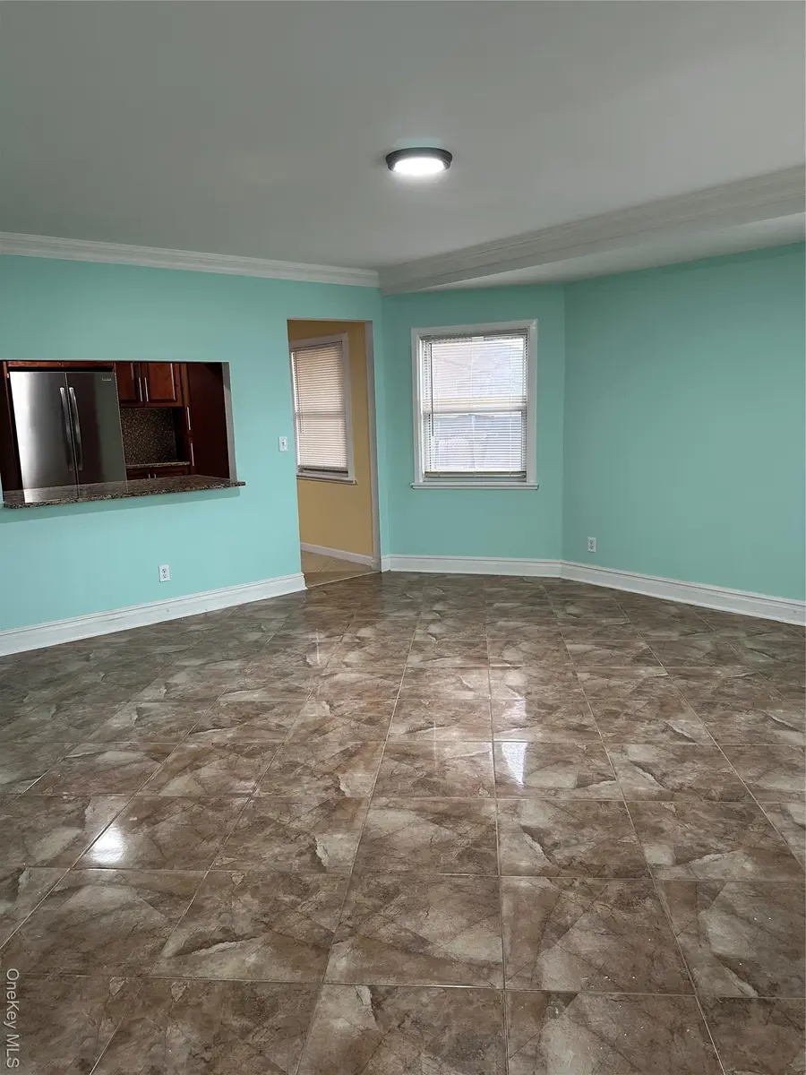 18740 Hilburn Avenue, Saint Albans, NY 11412 - #3