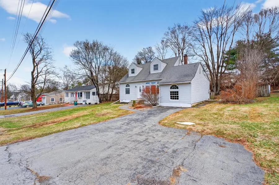 19 Cayuga Drive, Wappingers Falls, NY 12590 - #2